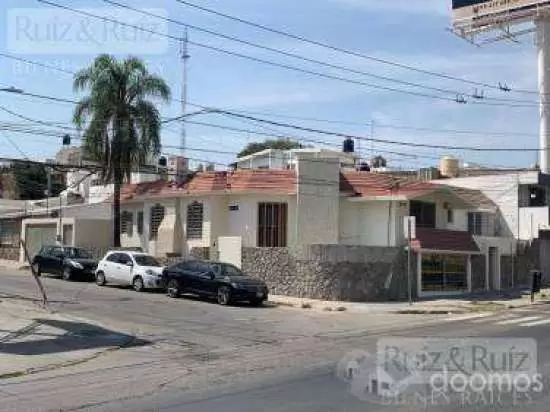$ 37.000 Casa en Casa Comercial en Renta Zona Norte Col Panorama 6 dormitorios 232 m2